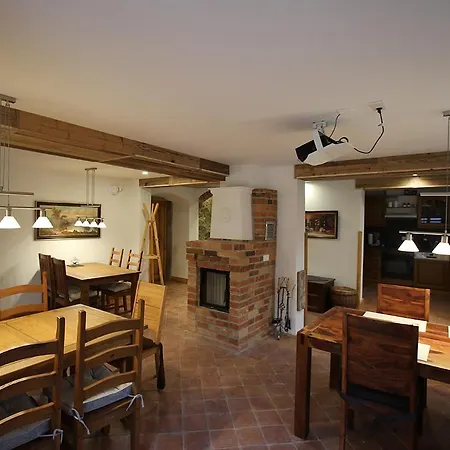 Und Falknerei An Der Alten Schmiede 3* Bernstadt auf dem Eigen