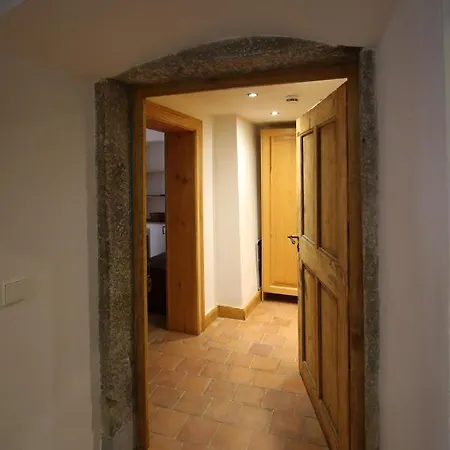 Und Falknerei An Der Alten Schmiede Bernstadt auf dem Eigen