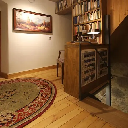 Und Falknerei An Der Alten Schmiede 3* Bernstadt auf dem Eigen